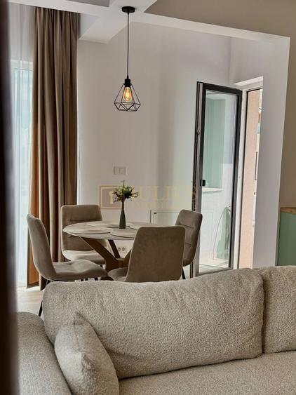Apartament cu 2 camere decomandat, mobilat în Torontalului