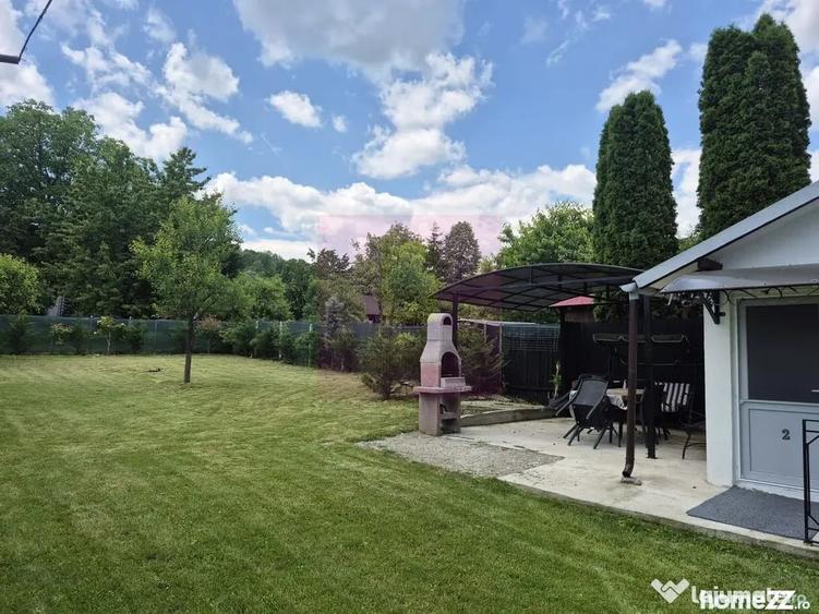 Casă cu 4 camere cu Teren 722 Mp în Podul Vadului