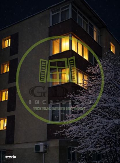 Apartament cu 3 camere decomandat în Triaj