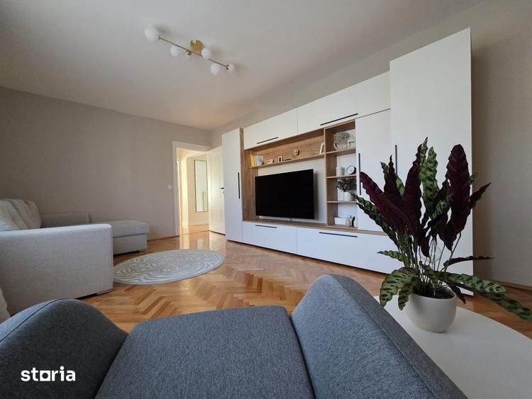 Apartament cu 2 camere decomandat în Traian