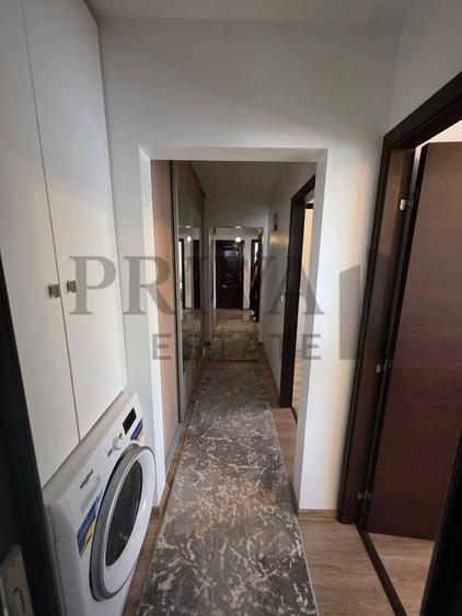 Apartament cu 3 camere decomandat, mobilat în Girocului