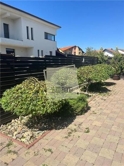 Duplex cu 4 camere cu Teren 248 Mp în Șelimbăr