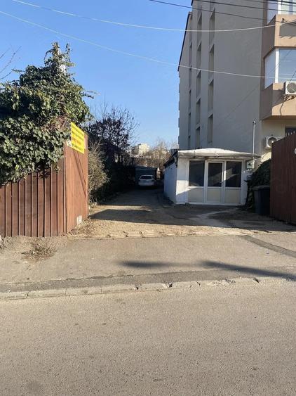 Teren de 550 mp, în Vitan