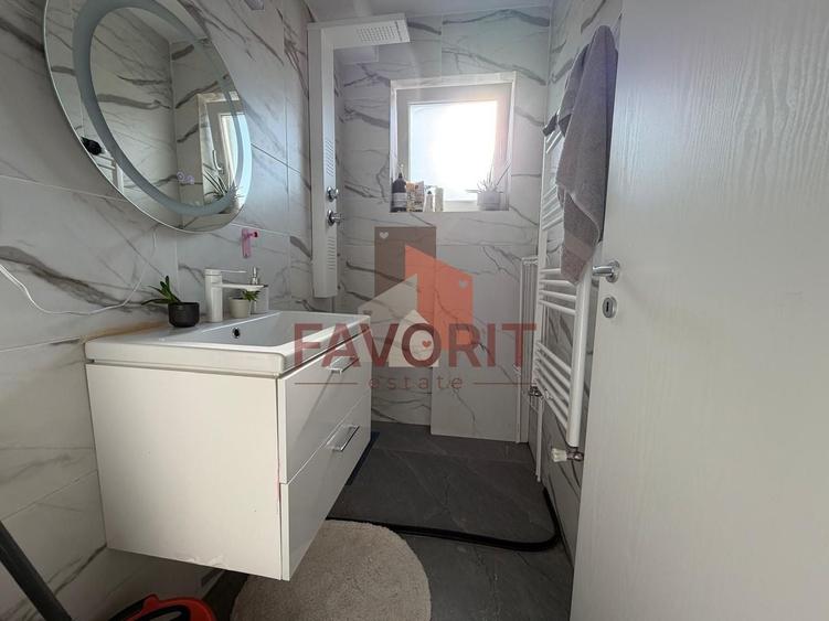 Duplex cu 3 camere cu Canalizare în Sânandrei