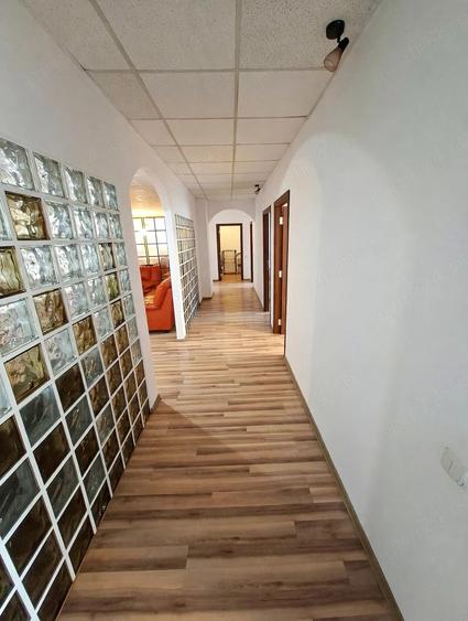Apartament cu 4 camere decomandat în Theodor Pallady