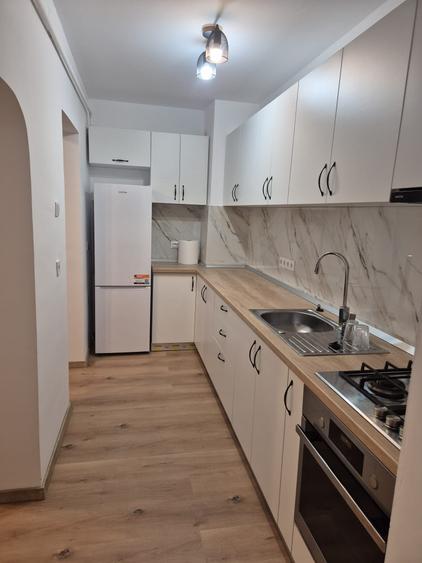 Apartament cu 3 camere decomandat în Ștrand