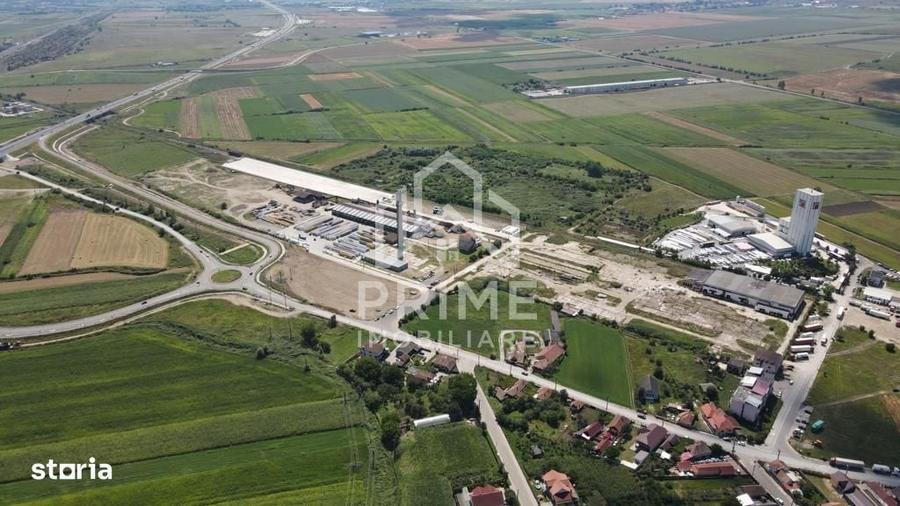 Spațiu comercial, în Teiu