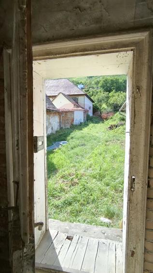 Casă cu Teren 1694 Mp în Biertan
