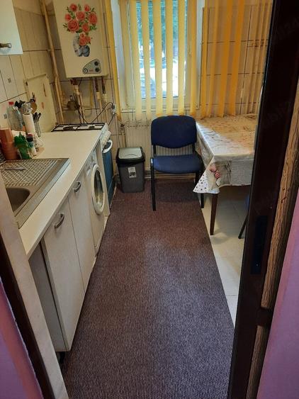 Apartament cu 2 camere semidecomandat în Școlilor