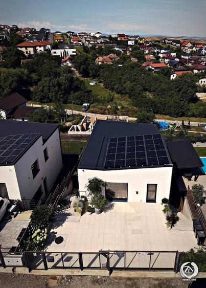 Casă individuală cu 4 camere cu Canalizare în Dezmir