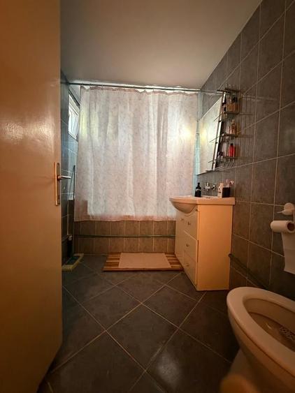 Casă individuală cu 3 camere cu Canalizare în 13 Septembrie