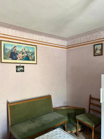 Casă cu Teren 700 Mp în Cut