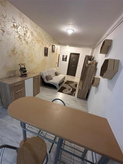 Apartament cu 2 camere decomandat, mobilat în Valea Lupului