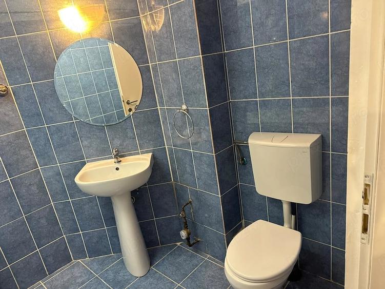 Apartament cu 2 camere semidecomandat în Lipovei
