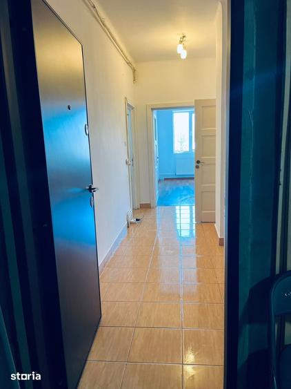Apartament cu 2 camere decomandat în Hărmanului