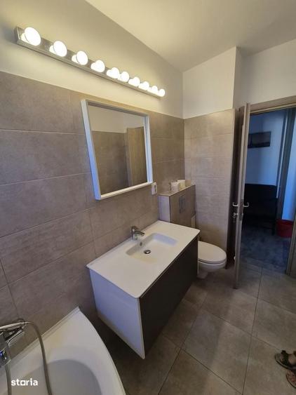 Apartament cu 3 camere decomandat în Unirii