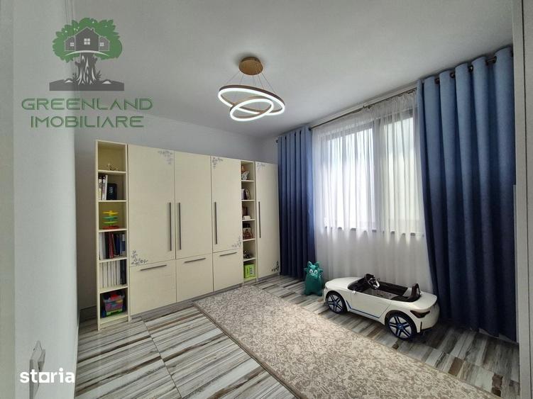 Casă cu 4 camere cu Teren 330 Mp în Bucium