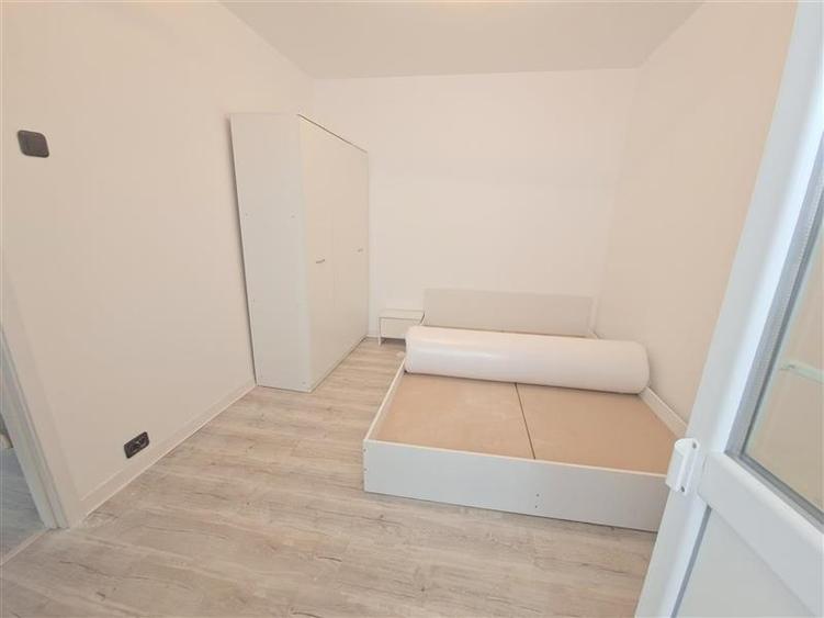 Apartament cu 2 camere nedecomandat, mobilat în Milcov