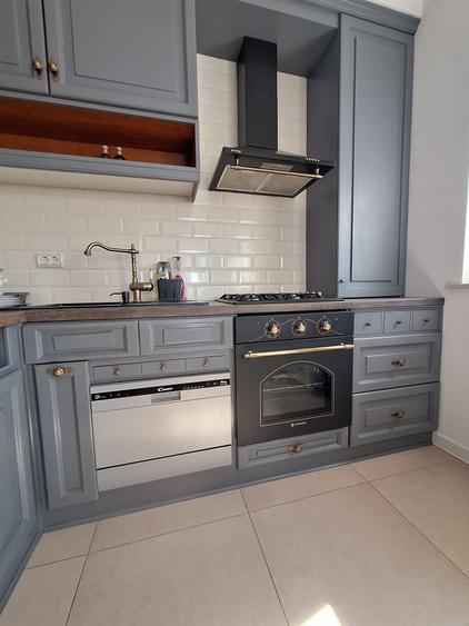 Apartament cu 2 camere decomandat în Dumbrăvița