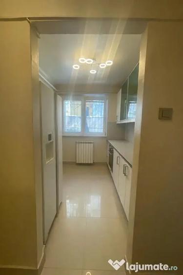 Apartament cu 3 camere semidecomandat, mobilat în Dorobanți