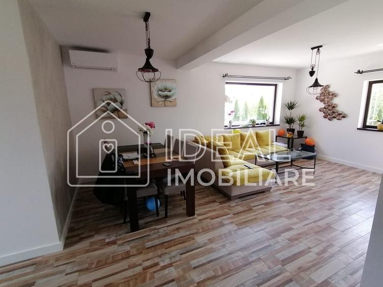 Duplex cu 4 camere cu Canalizare în Poplaca