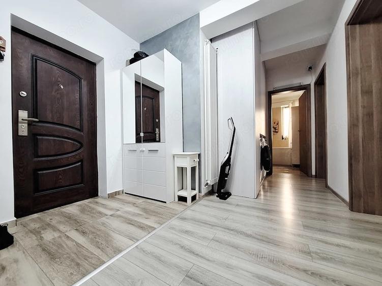 Apartament cu 3 camere decomandat în Braytim
