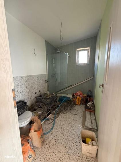 Casă cu 3 camere în Ciorogârla
