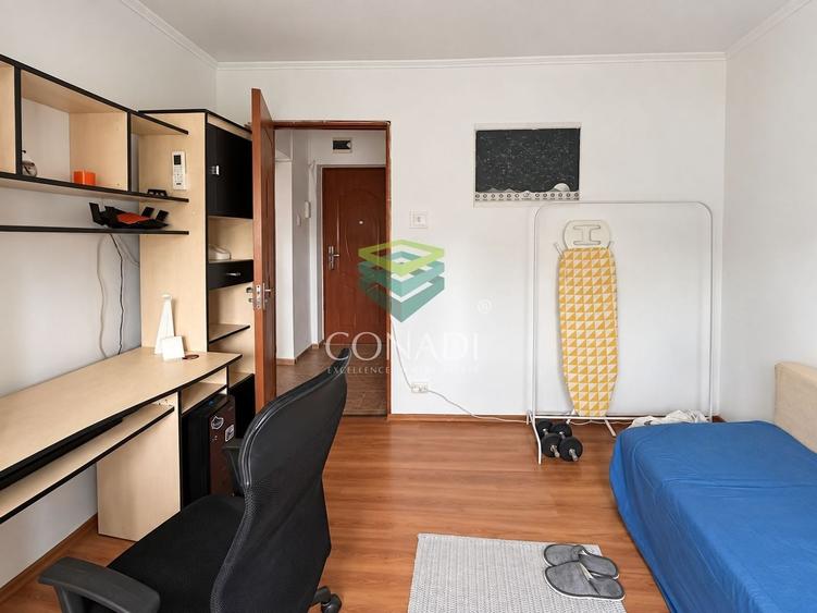 Apartament cu 2 camere semidecomandat în Berceni