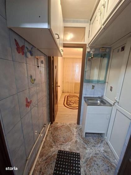 Garsonieră în Craiovița Nouă