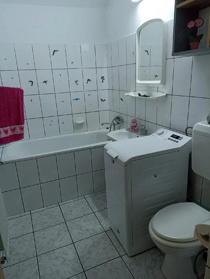 Garsonieră decomandată în Rogerius