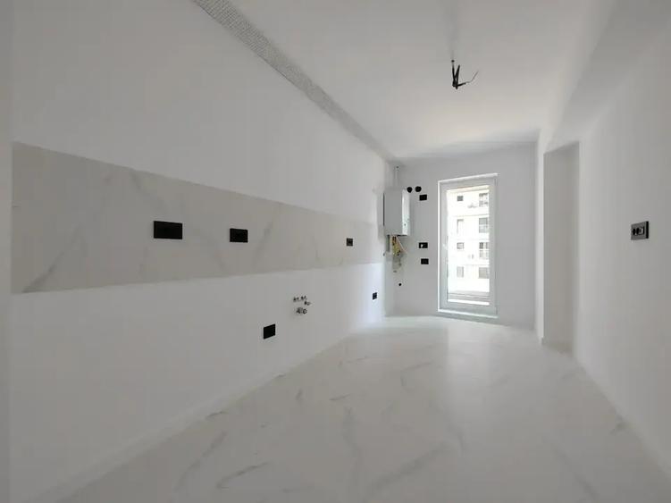 Apartament cu 3 camere decomandat în Theodor Pallady