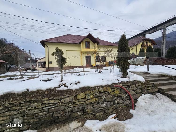 Spațiu comercial, de 266 mp, în Romuli