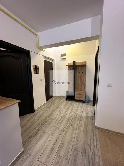 Apartament cu 2 camere semidecomandat, mobilat în Păcii