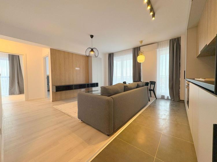 Apartament cu 3 camere decomandat, mobilat în Lipovei