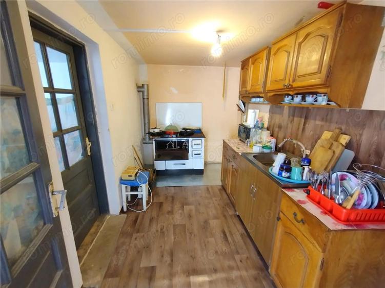 Casă cu Teren 3800 Mp în Răchitova