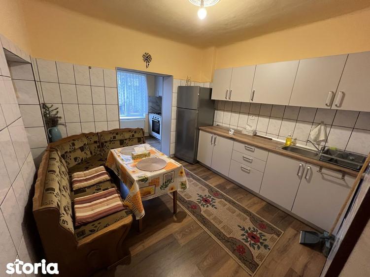 Apartament cu 3 camere decomandat, mobilat în Ștefan cel Mare