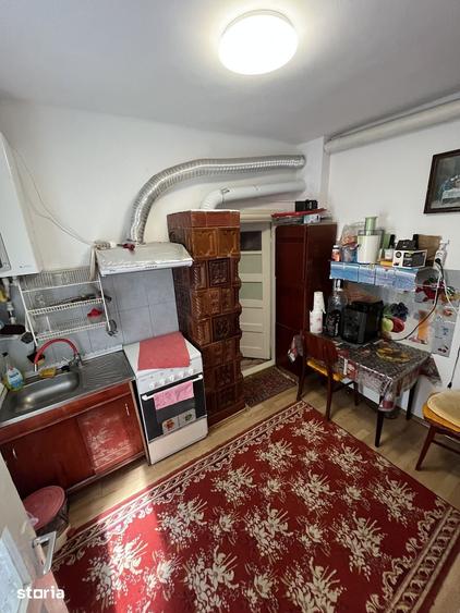 Casă cu 5 camere cu Teren 89 Mp în Central