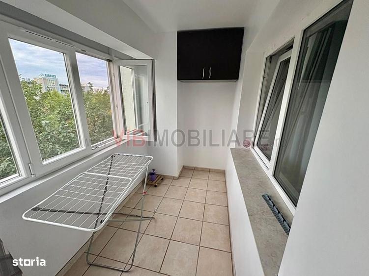 Apartament cu 3 camere decomandat în Păcii