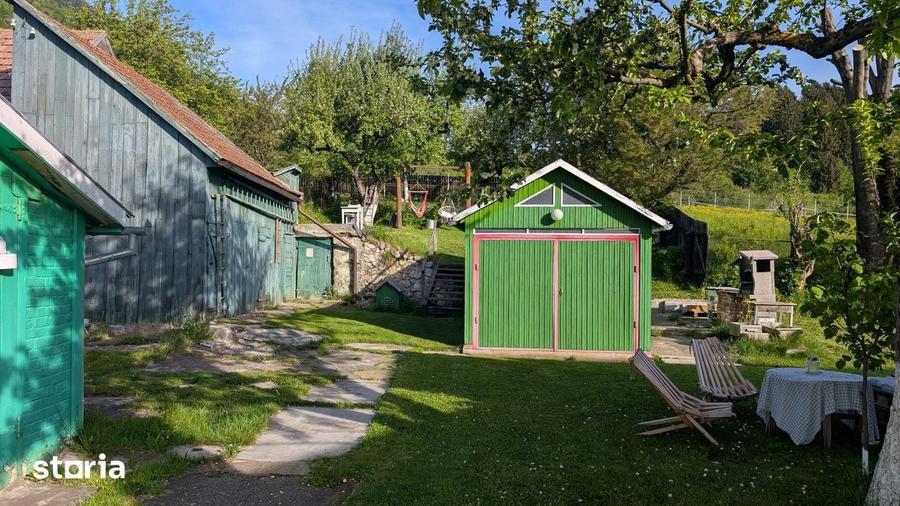 Casă cu 3 camere cu Teren 2987 Mp în Central