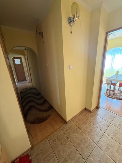 Apartament cu 3 camere decomandat în Exercițiu