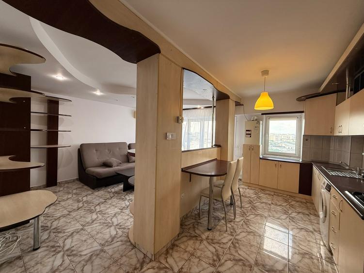 Apartament cu 3 camere decomandat, mobilat în Nicolina