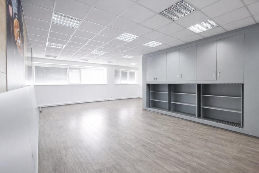 Birou, de 86.400001525879 mp, în Pipera
