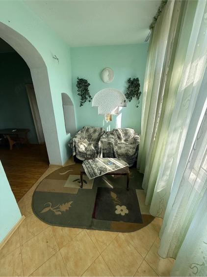Casă cu 5 camere cu Teren 1717 Mp în Corabia