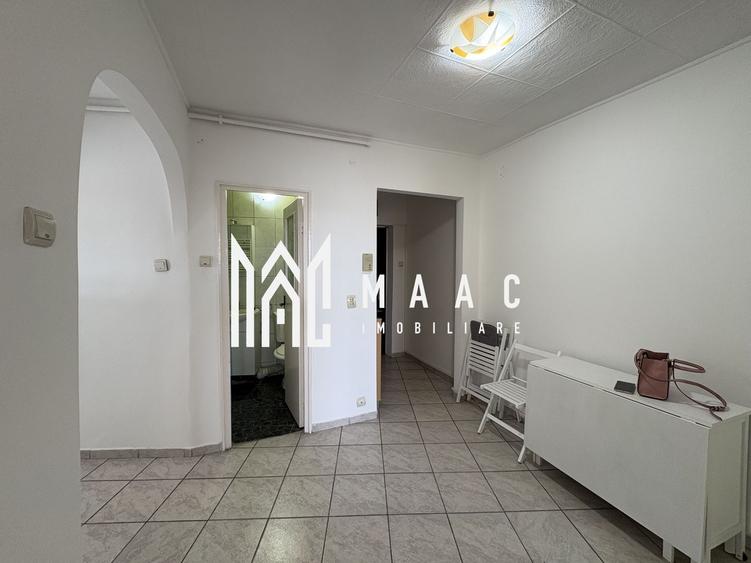 Apartament cu 2 camere, mobilat în Central