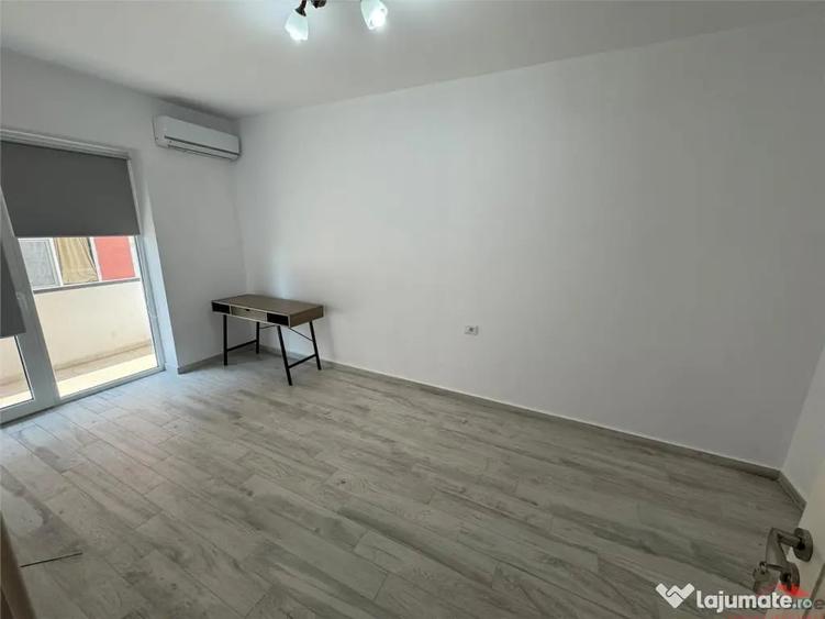 Spațiu comercial, de 45 mp, în Central