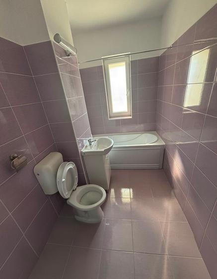 Apartament cu 2 camere în Exterior Est