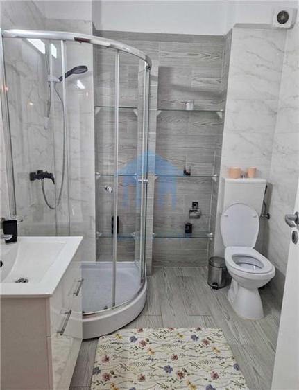 Apartament cu 2 camere semidecomandat în Mărăști