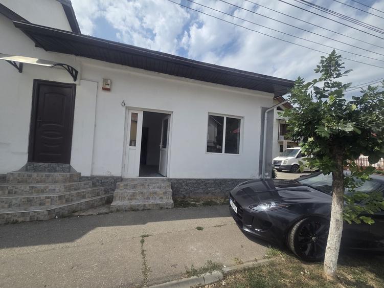 Spațiu comercial, de 30 mp, în Central