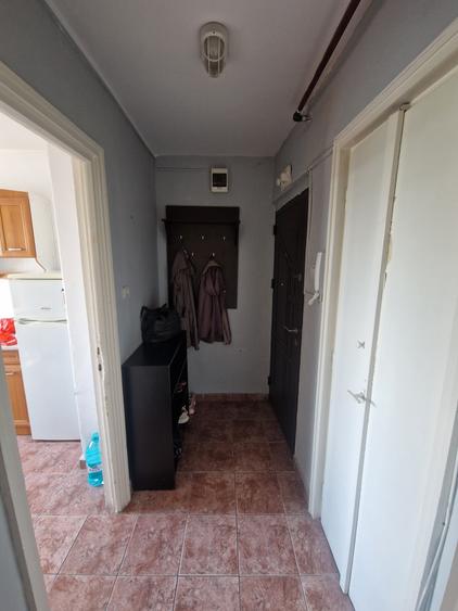 Apartament cu 2 camere semidecomandat în Medicină