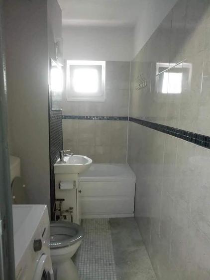 Apartament cu 2 camere semidecomandat în 7 Noiembrie